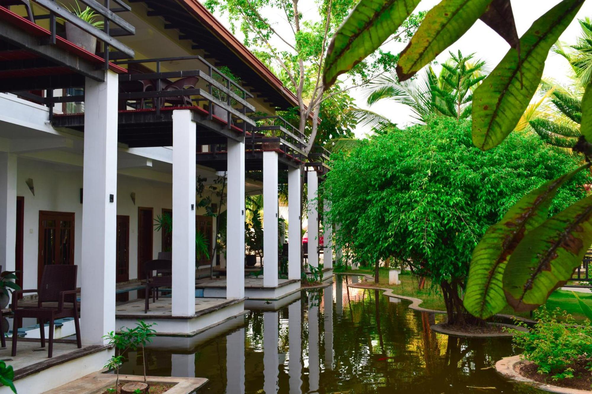 Hotel Green Garden Trincomalee Dış mekan fotoğraf