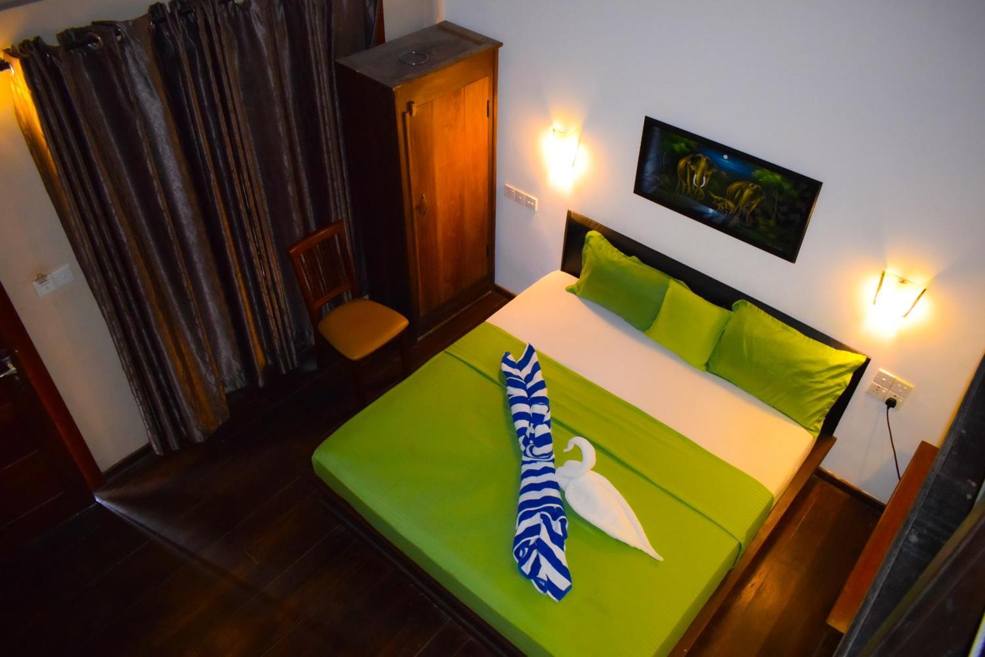 Hotel Green Garden Trincomalee Dış mekan fotoğraf