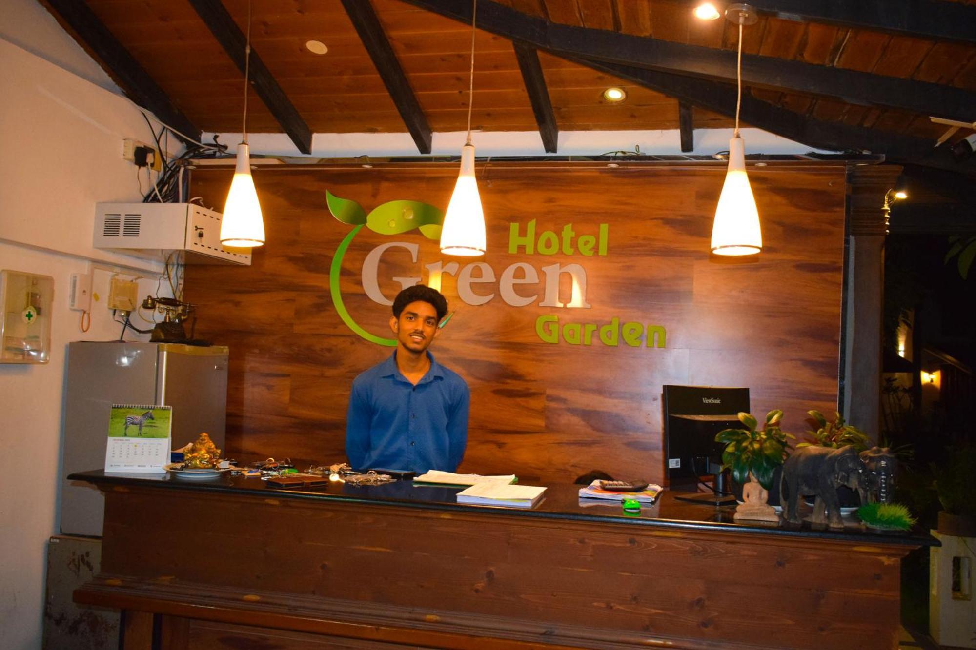 Hotel Green Garden Trincomalee Dış mekan fotoğraf