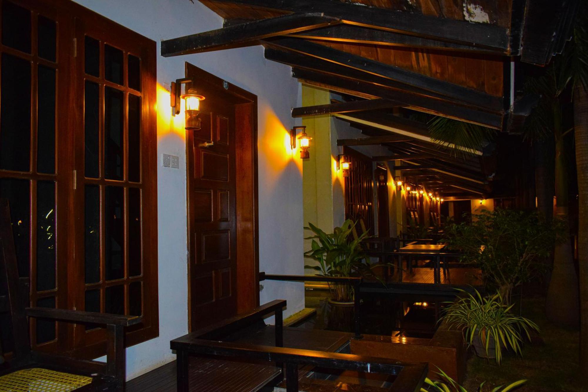 Hotel Green Garden Trincomalee Dış mekan fotoğraf