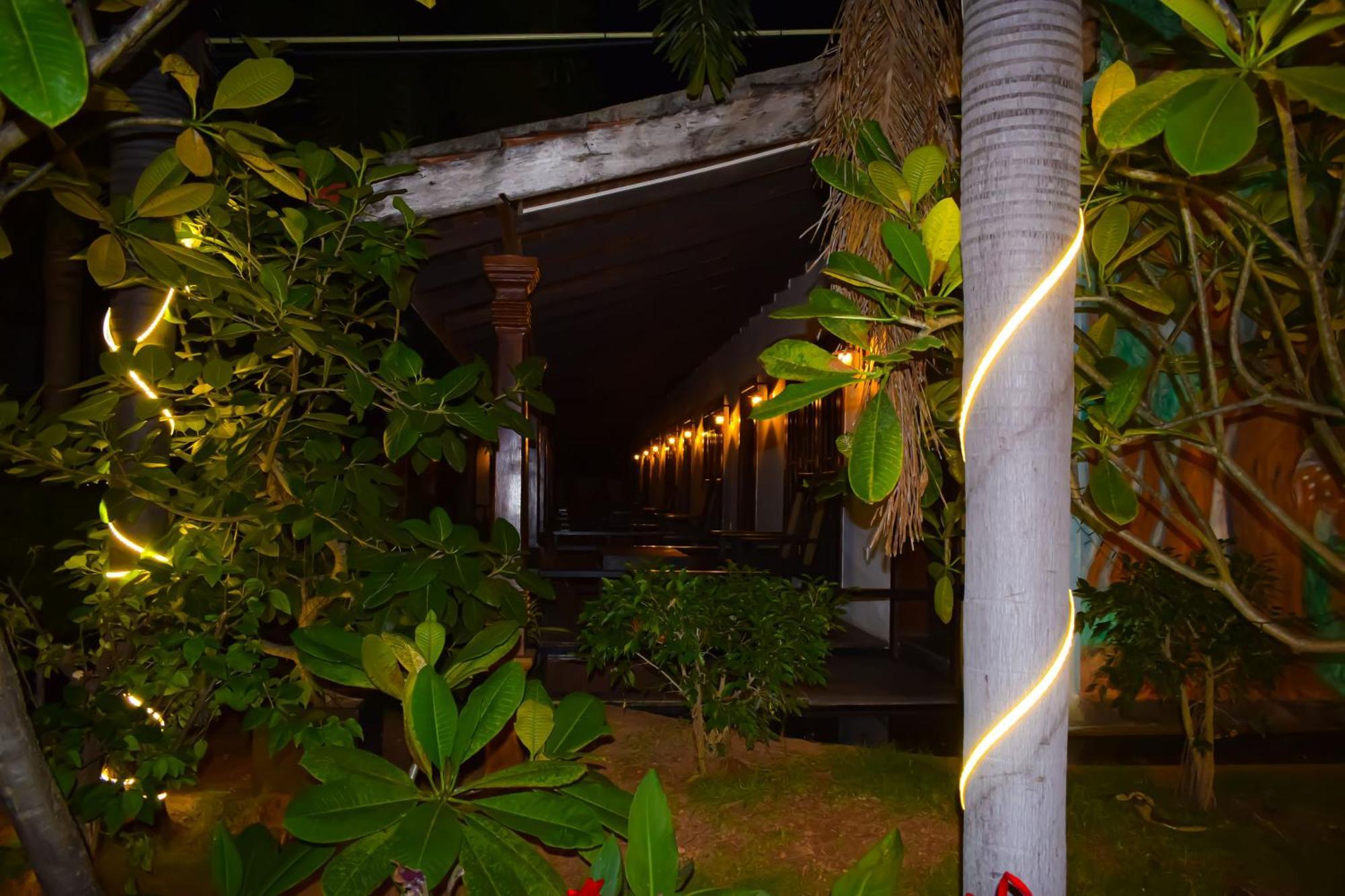 Hotel Green Garden Trincomalee Dış mekan fotoğraf